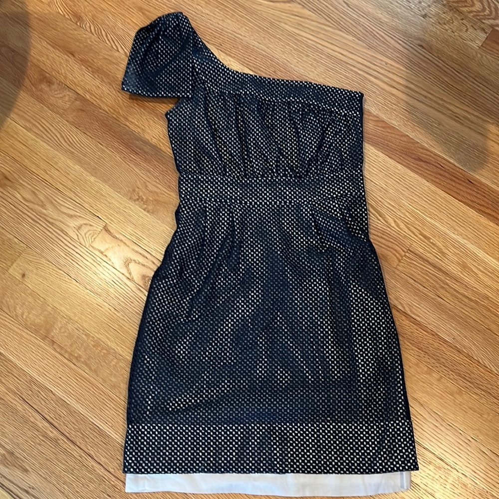 Marc by Marc Jacobs One shoulder eyelet dress